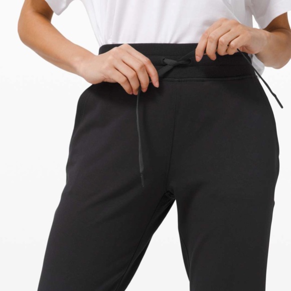 Lululemon Warm Down High Rise Jogger Modal - Black - Size 6 - Picture 3 of 13
